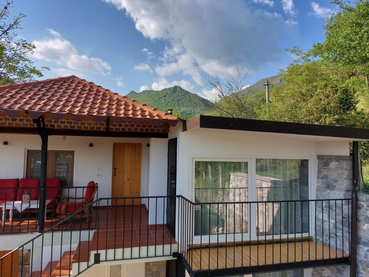 Vila Rira - Rrajce, Shebenik Perrenjas Esterno foto